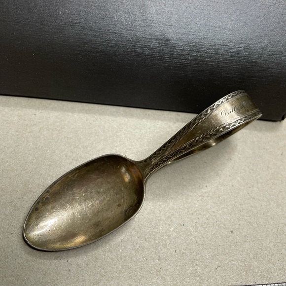 1922 Wallet & Wheeler Sterling Toddler Spoon Engraved “Billy Dick”. - Picture 7 of 8